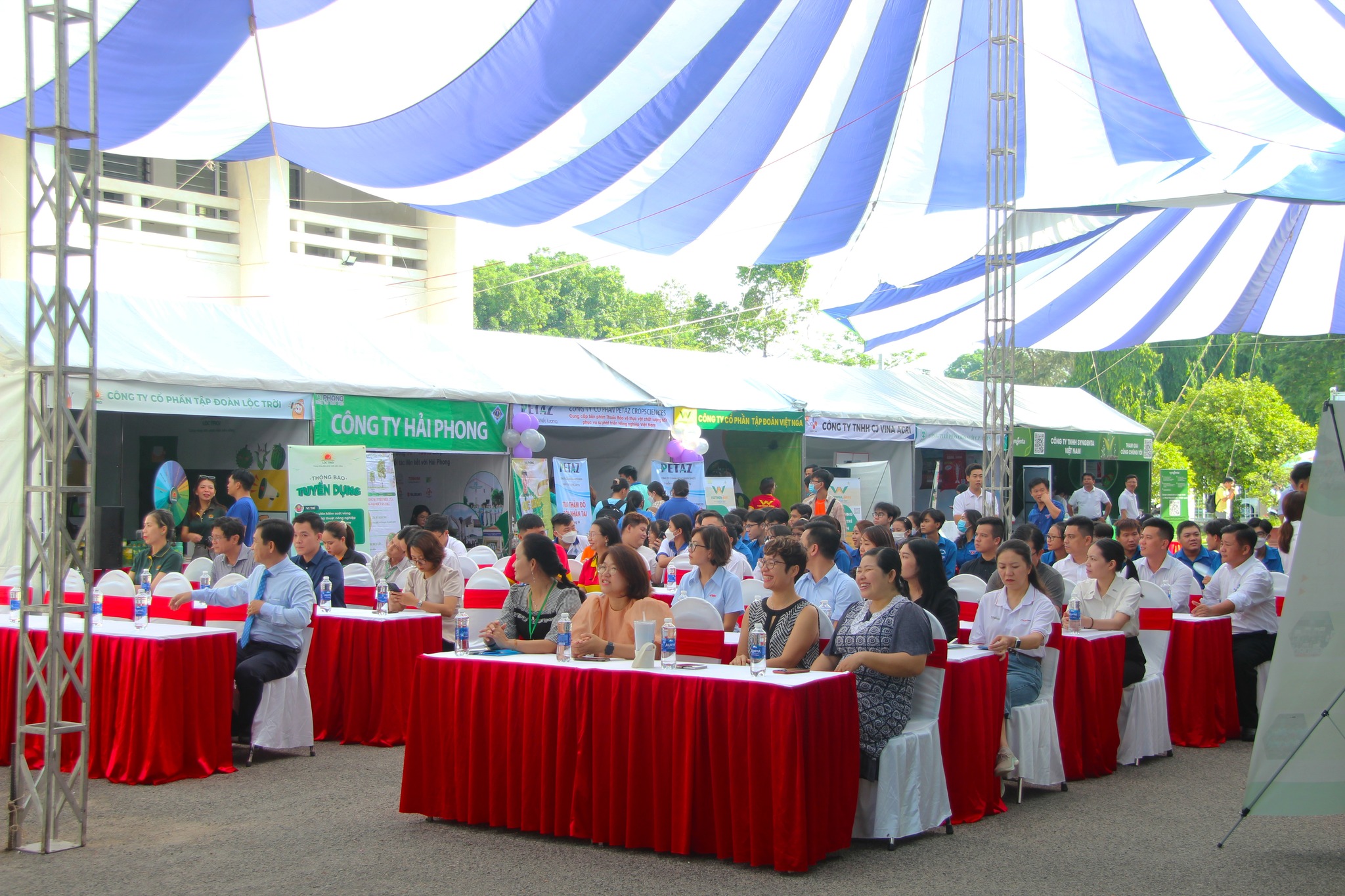 ngày hội việc làm đại học cần thơ