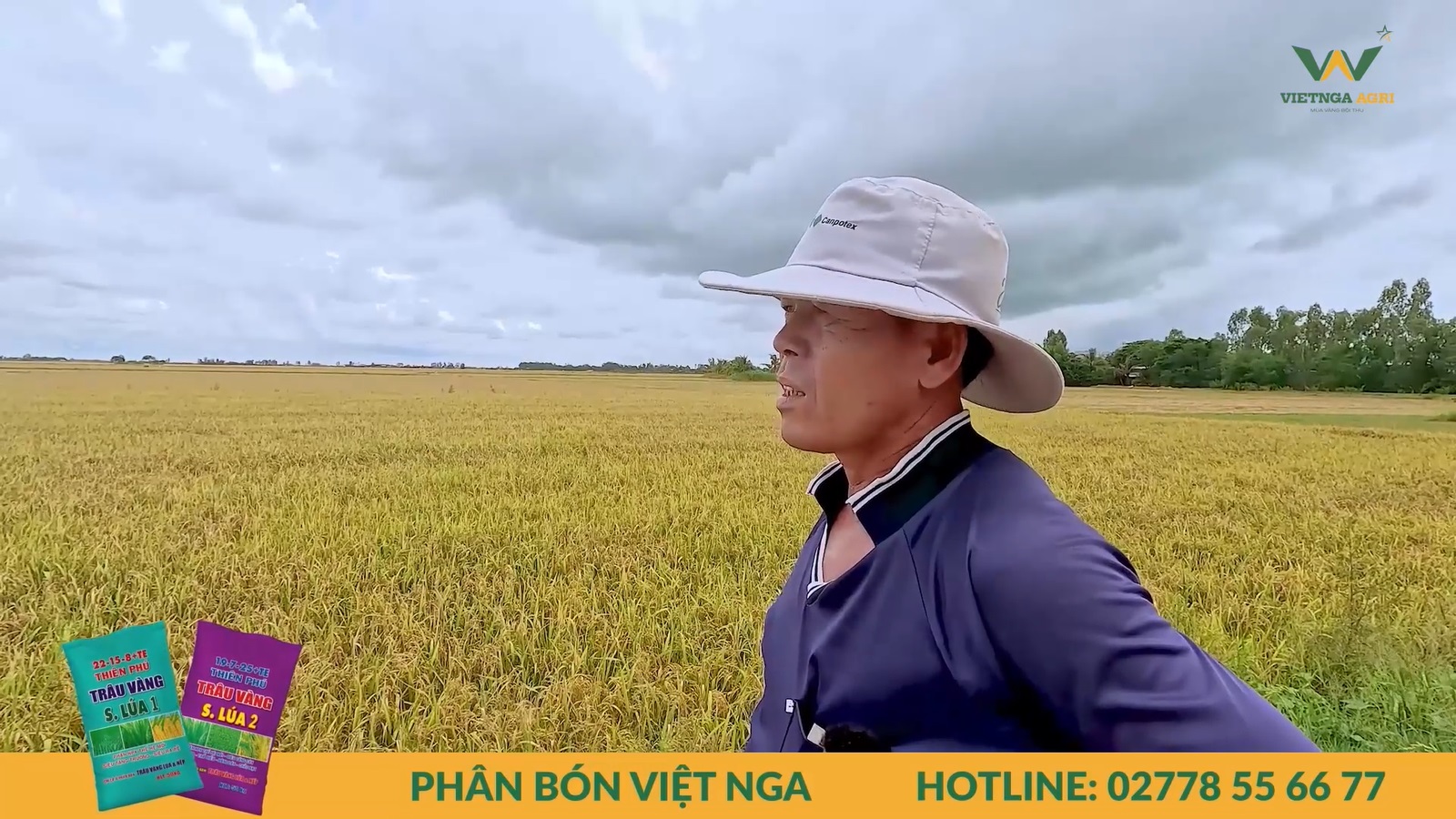 nông dân sử dụng phân bón chuyên dùng